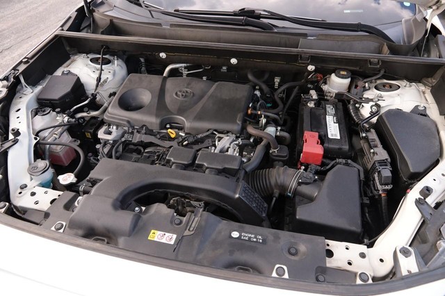Toyota RAV4 Vehicle Image 29