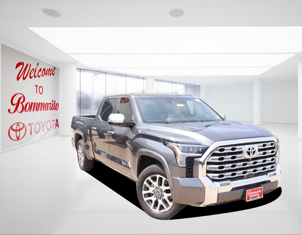 Toyota Tundra 4WD Vehicle Full-screen Gallery Image 2