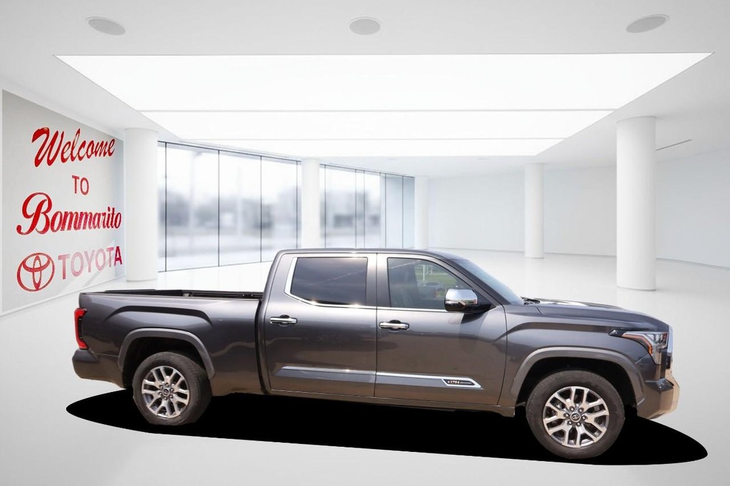 Toyota Tundra 4WD Vehicle Full-screen Gallery Image 5