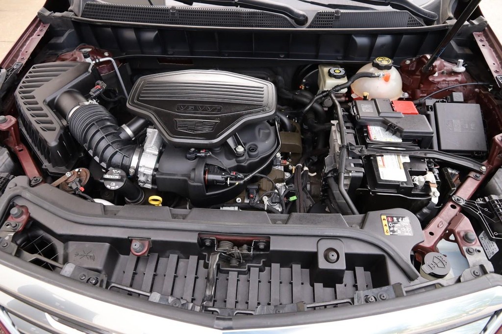 Cadillac XT5 Vehicle Full-screen Gallery Image 27