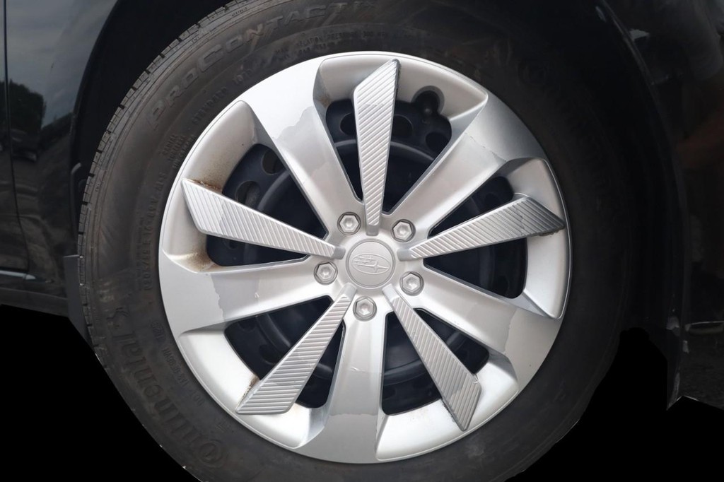 Subaru Impreza Vehicle Full-screen Gallery Image 3