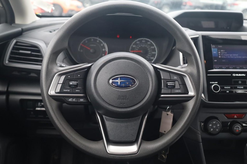 Subaru Impreza Vehicle Full-screen Gallery Image 8