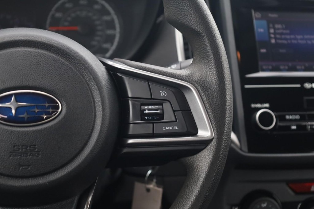 Subaru Impreza Vehicle Full-screen Gallery Image 9