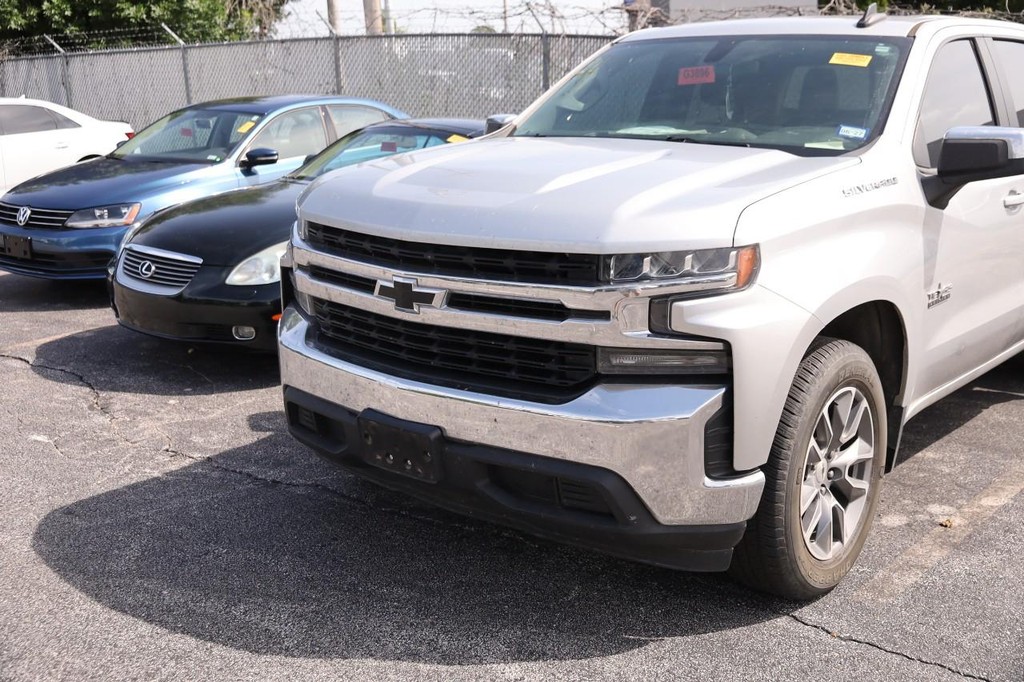 Chevrolet Silverado 1500 Vehicle Full-screen Gallery Image 02
