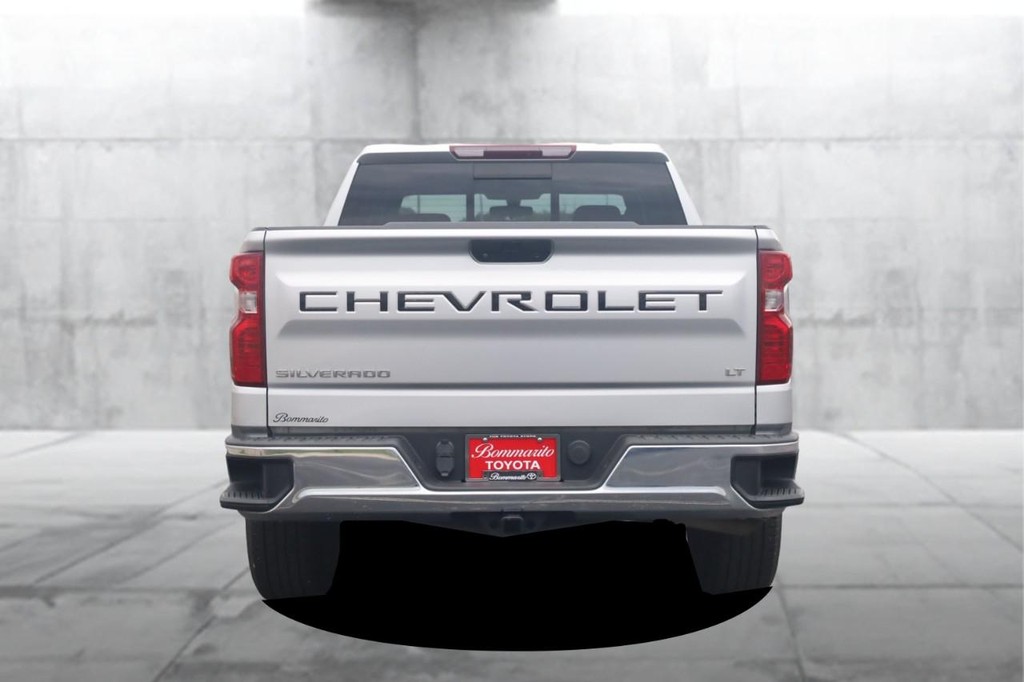 Chevrolet Silverado 1500 Vehicle Full-screen Gallery Image 6