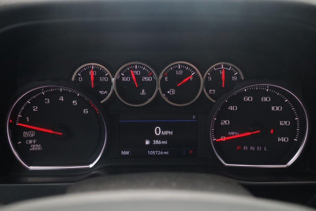Chevrolet Silverado 1500 Vehicle Full-screen Gallery Image 13