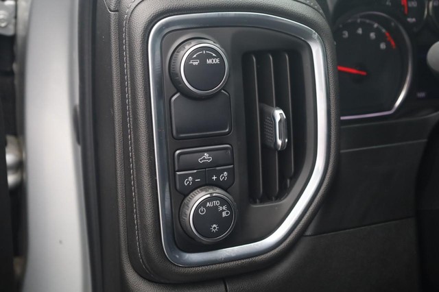 Chevrolet Silverado 1500 Vehicle Image 12