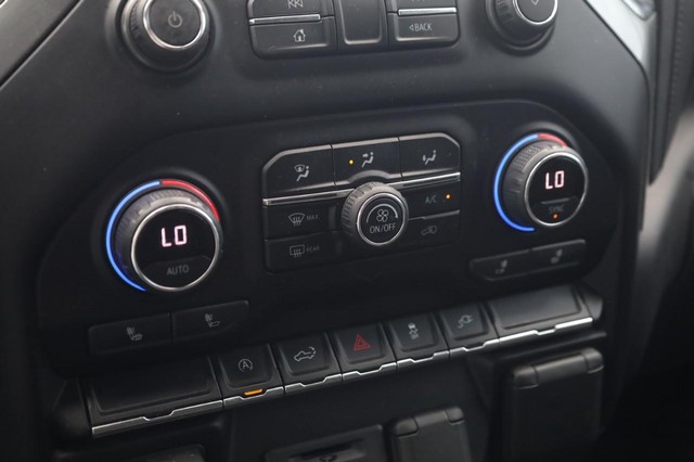 Chevrolet Silverado 1500 Vehicle Image 16