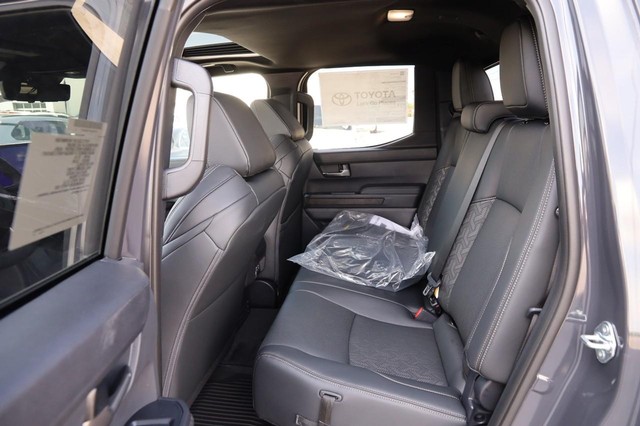 Toyota Tacoma 4WD Vehicle Image 10