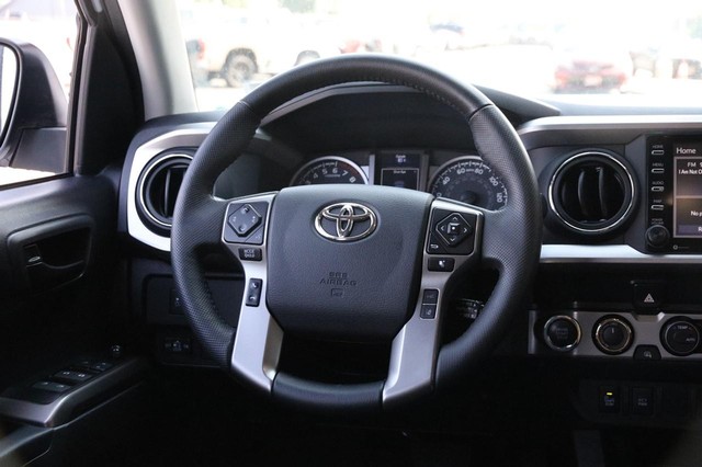 Toyota Tacoma 4WD Vehicle Image 21