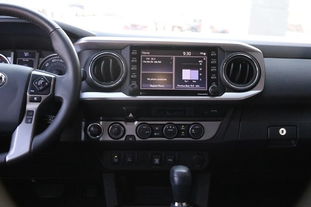Toyota Tacoma 4WD Vehicle Image 22