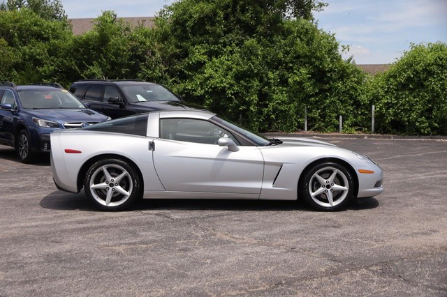 Chevrolet Corvette Vehicle Image 05