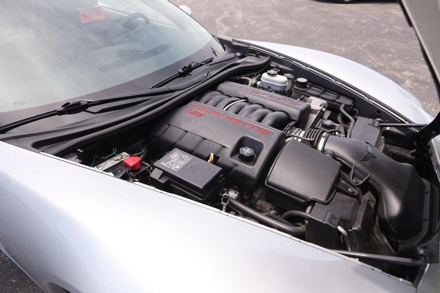 Chevrolet Corvette Vehicle Image 26