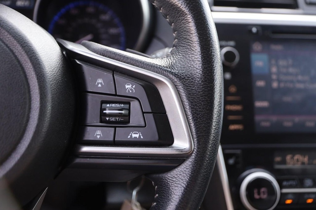 Subaru Outback Vehicle Full-screen Gallery Image 12