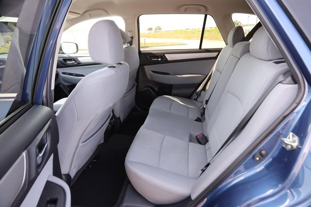 Subaru Outback Vehicle Image 09