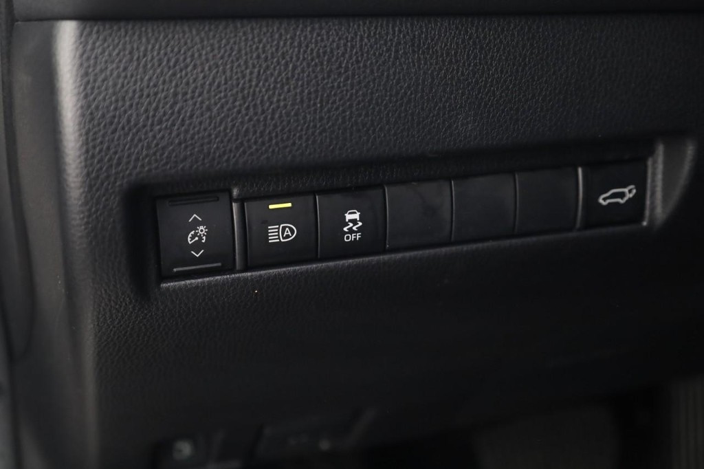Toyota Venza Vehicle Full-screen Gallery Image 12