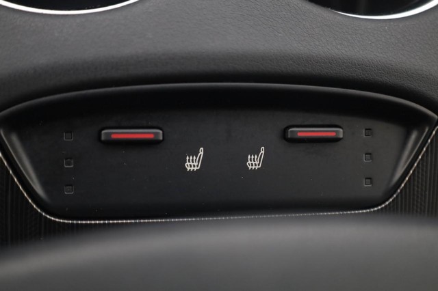 Toyota Venza Vehicle Image 18