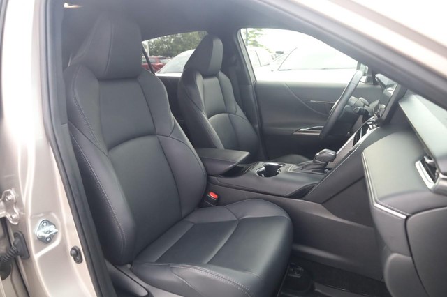 Toyota Venza Vehicle Image 21