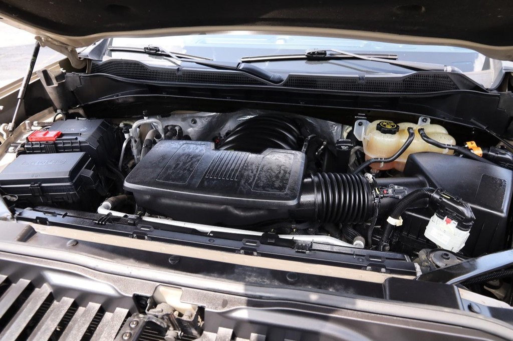 Chevrolet Silverado 1500 Vehicle Full-screen Gallery Image 27