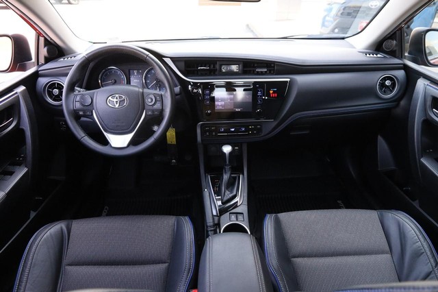 Toyota Corolla Vehicle Image 21