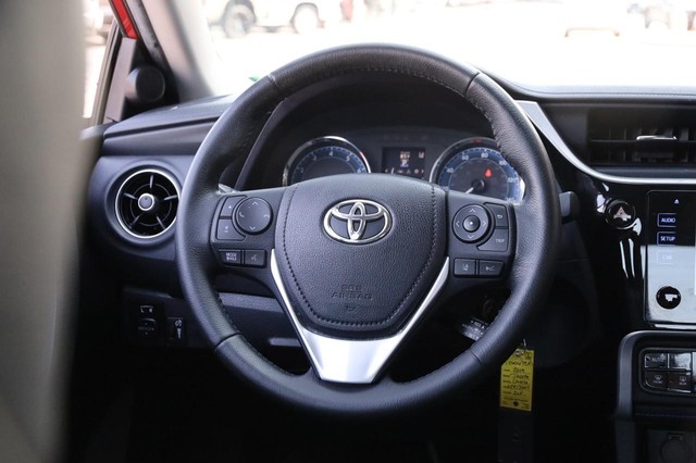 Toyota Corolla Vehicle Image 23