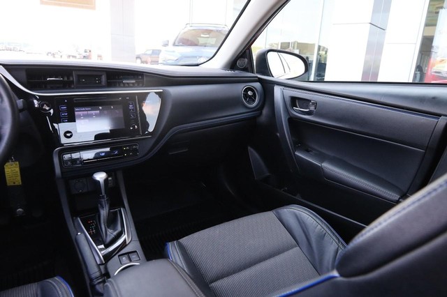 Toyota Corolla Vehicle Image 25