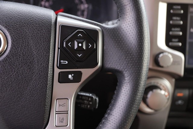 Toyota 4Runner Vehicle Image 13