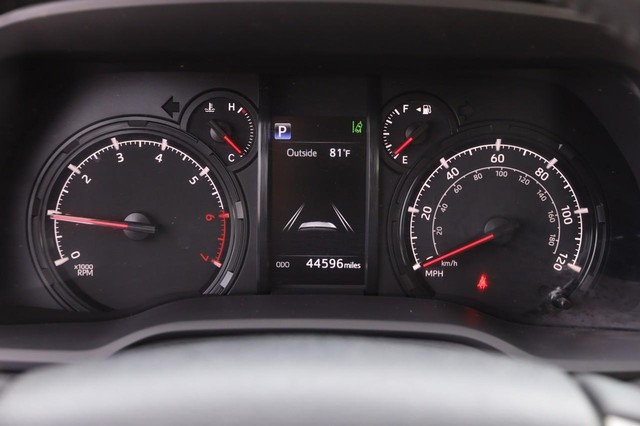 Toyota 4Runner Vehicle Image 14