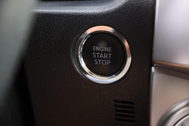 Toyota 4Runner Vehicle Image 15