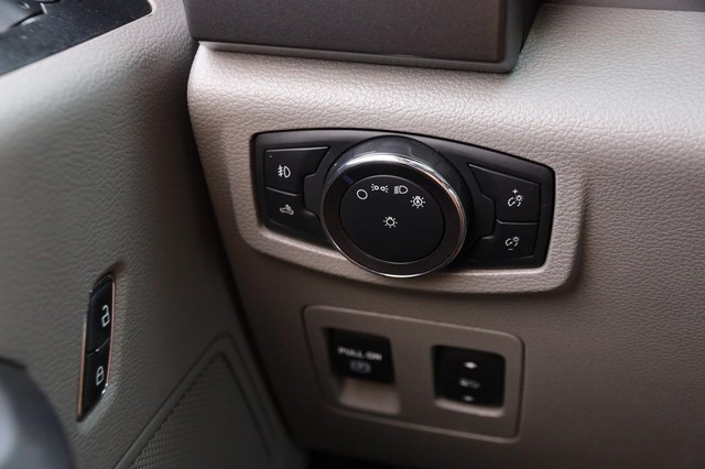 Ford F-150 Vehicle Image 19