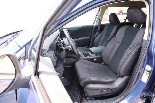 Subaru Outback Vehicle Image 08