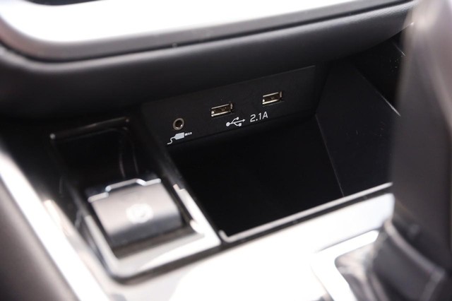 Subaru Outback Vehicle Image 18