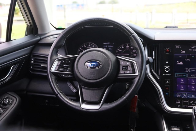 Subaru Outback Vehicle Image 21