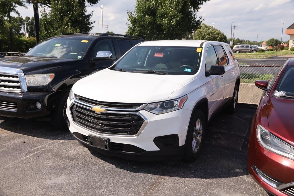 Chevrolet Traverse Vehicle Full-screen Gallery Image 05