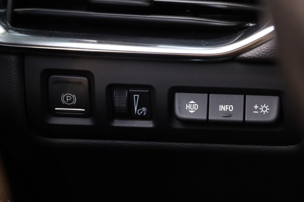 Cadillac XT4 Vehicle Full-screen Gallery Image 22