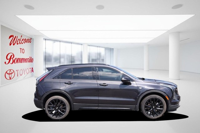 Cadillac XT4 Vehicle Image 05