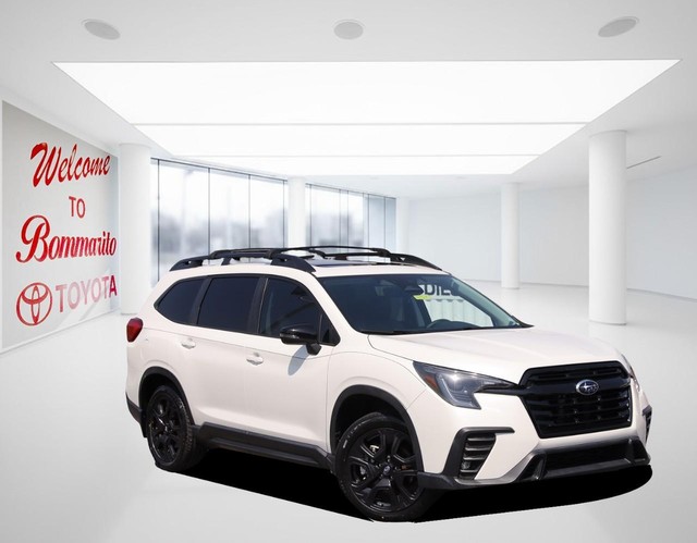 Subaru Ascent Vehicle Image 02
