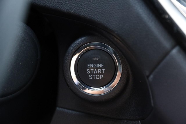 Subaru Ascent Vehicle Image 14