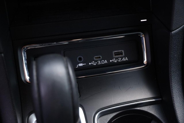 Subaru Ascent Vehicle Image 18