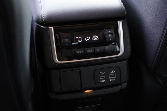 Subaru Ascent Vehicle Image 25