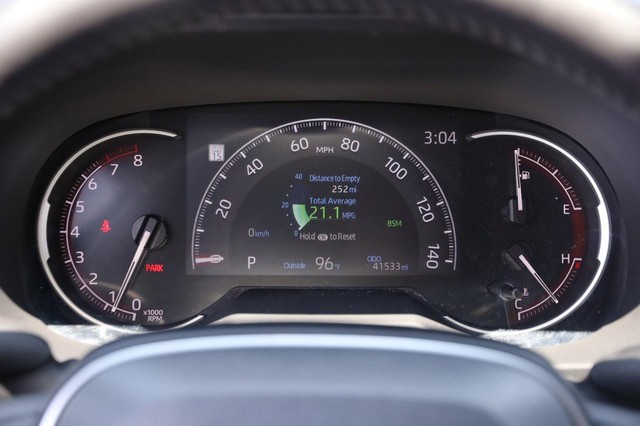Toyota RAV4 Vehicle Image 11