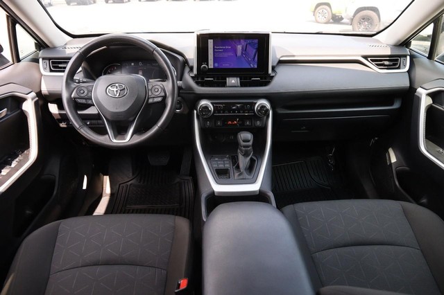 Toyota RAV4 Vehicle Image 20
