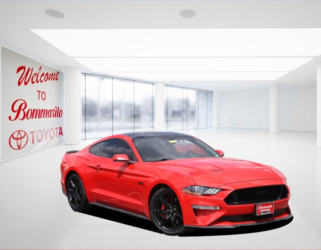 Ford Mustang Vehicle Image 02