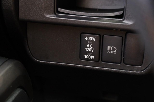 Toyota Tacoma 4WD Vehicle Image 22
