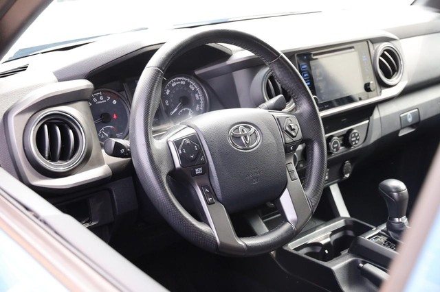 Toyota Tacoma 4WD Vehicle Image 24