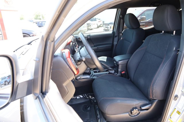 Toyota Tacoma 4WD Vehicle Image 08