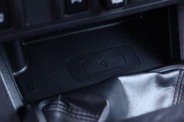 Toyota Tacoma 4WD Vehicle Image 21