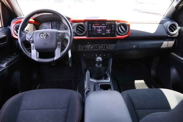 Toyota Tacoma 4WD Vehicle Image 23