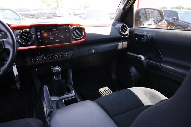 Toyota Tacoma 4WD Vehicle Image 27