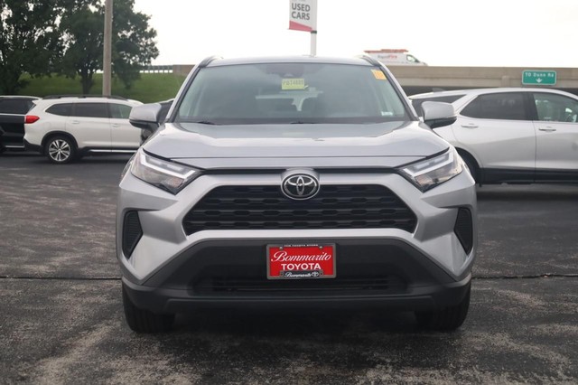 Toyota RAV4 Vehicle Image 03